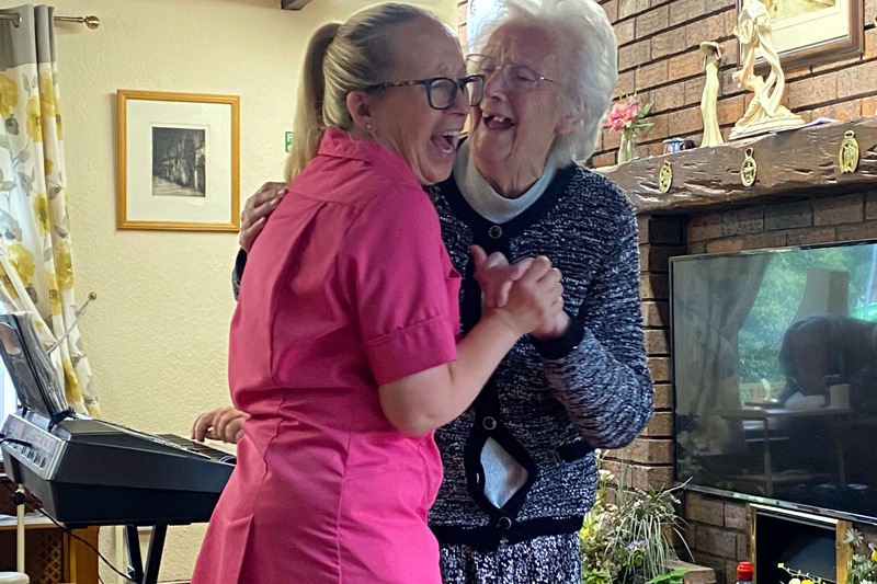 Singalong at Hollybank Residential Care Home, Shotton